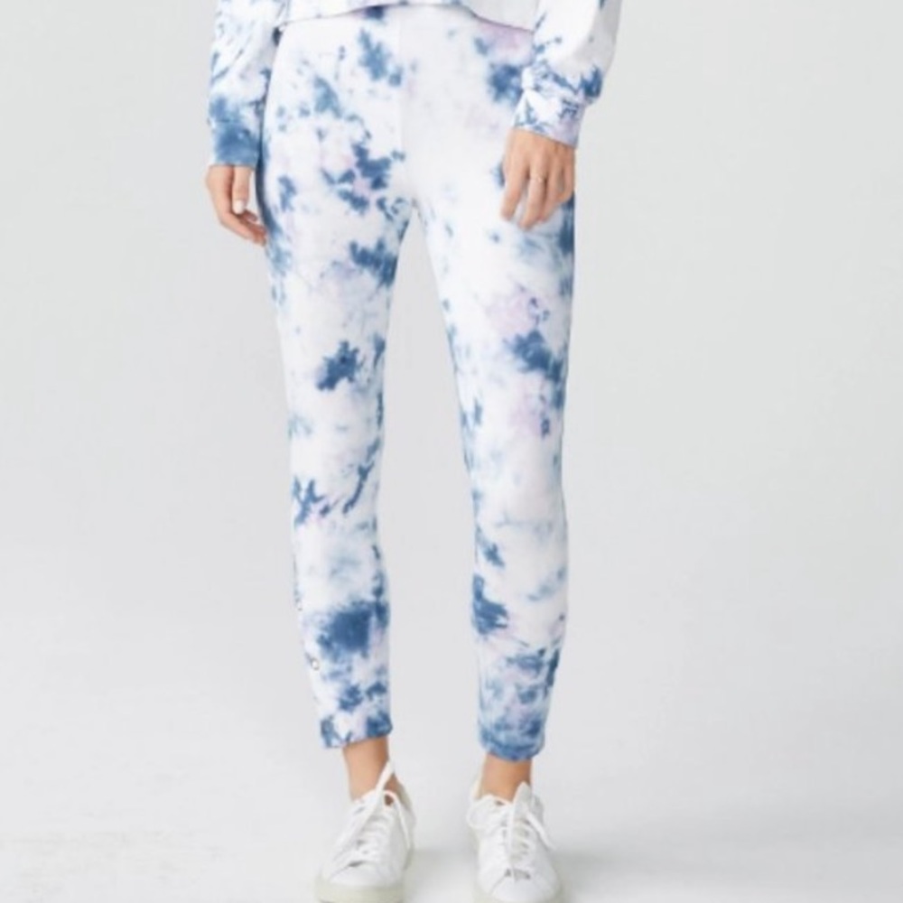 NWT- MONROW Midnight Iris Active Sweatpants Legging Two Tone Crystal Tie Dye - Picture 1 of 16